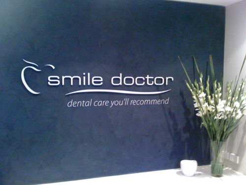 Smile Doctor Reception Sign